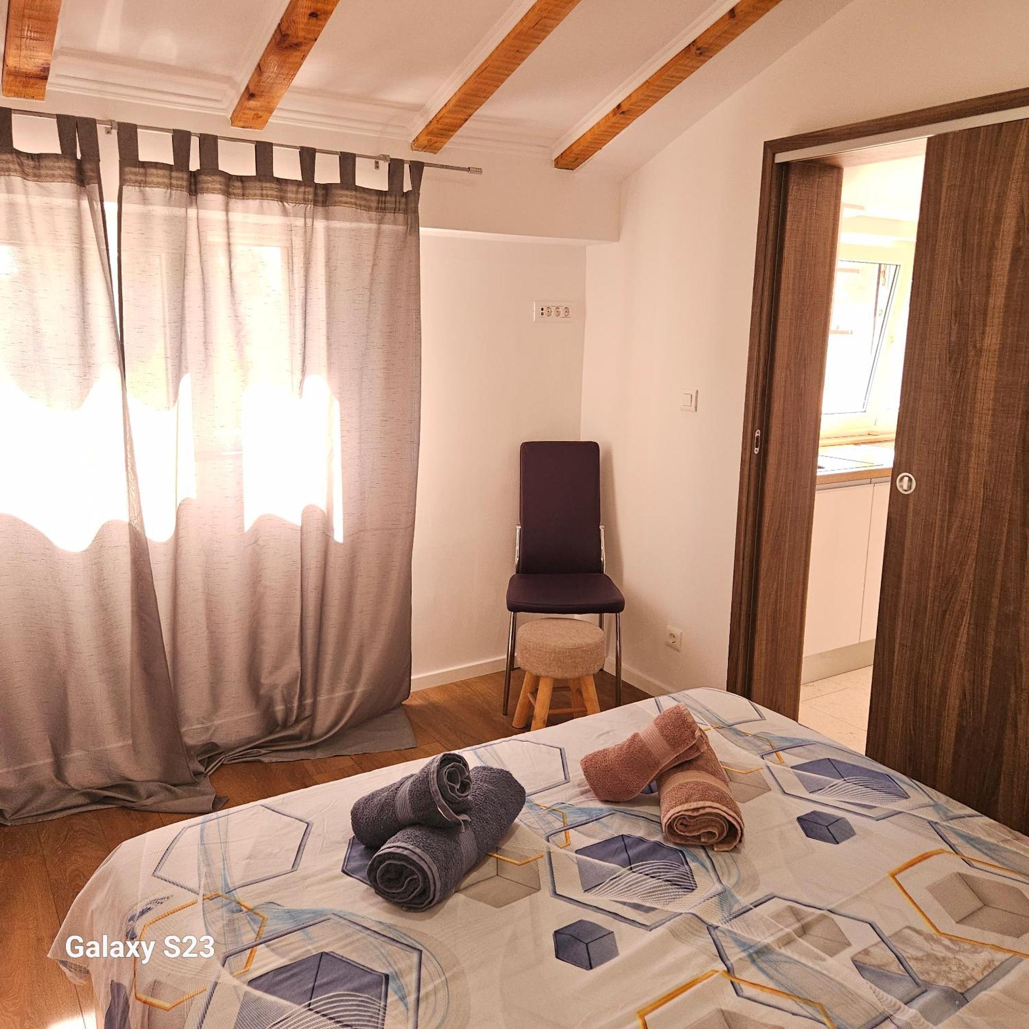 By Osibov, Diamondfish Apartment Kastela Phòng bức ảnh